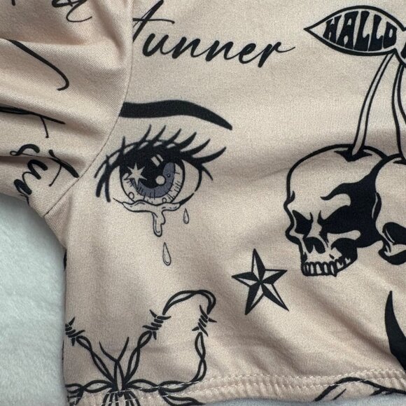 Shein Long Sleeve Tattoo Print Crop Top With Mock Neck Beige & Black Womans M - Picture 13 of 16